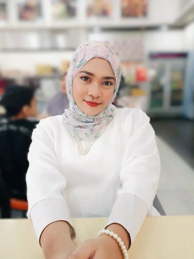 6 Editan Foto Minta Diblur ala Netizen Ini Bikin Tepuk Jidat