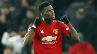 3. Paul Pogba - Pemain berusia 26 tahun itu adalah salah satu gelandang terbaik di Premier League. Kurang memuaskanya penampilan Isco dan Dani Ceballos di lini tengah membuat Real Madrid harus mempertimbangkan untuk merekrut Pogba. (AP/Martin Rickett)