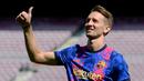 Luuk de Jong - Pemain anyar Barcelona ini menjadi salah satu ujung tombak saat menghadapi Bayern Munchen. Penyerang yang handal dalam duel udara dan mempunyai tendangan akurat itu diharapkan bisa menjadi pembeda di laga nanti. (Foto:AFP/Josep Lago)