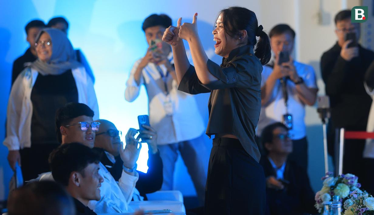 Pebulu tangkis tunggal putri Indonesia, Gregoria Mariska Tunjung saat menghadiri acara apresiasi kepada atlet peraih medali Olimpiade 2024 di Pos Bloc, Jakarta, Senin (2/9/2024). (Bola.com/M. Iqbal Ichsan)