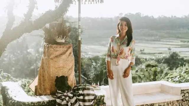 [Fimela] Farah Quinn