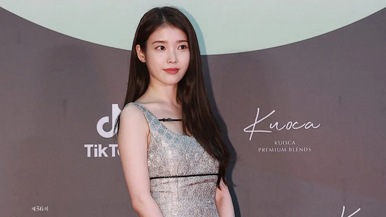 [Fimela] IU di Beksang Arts Awards 2020