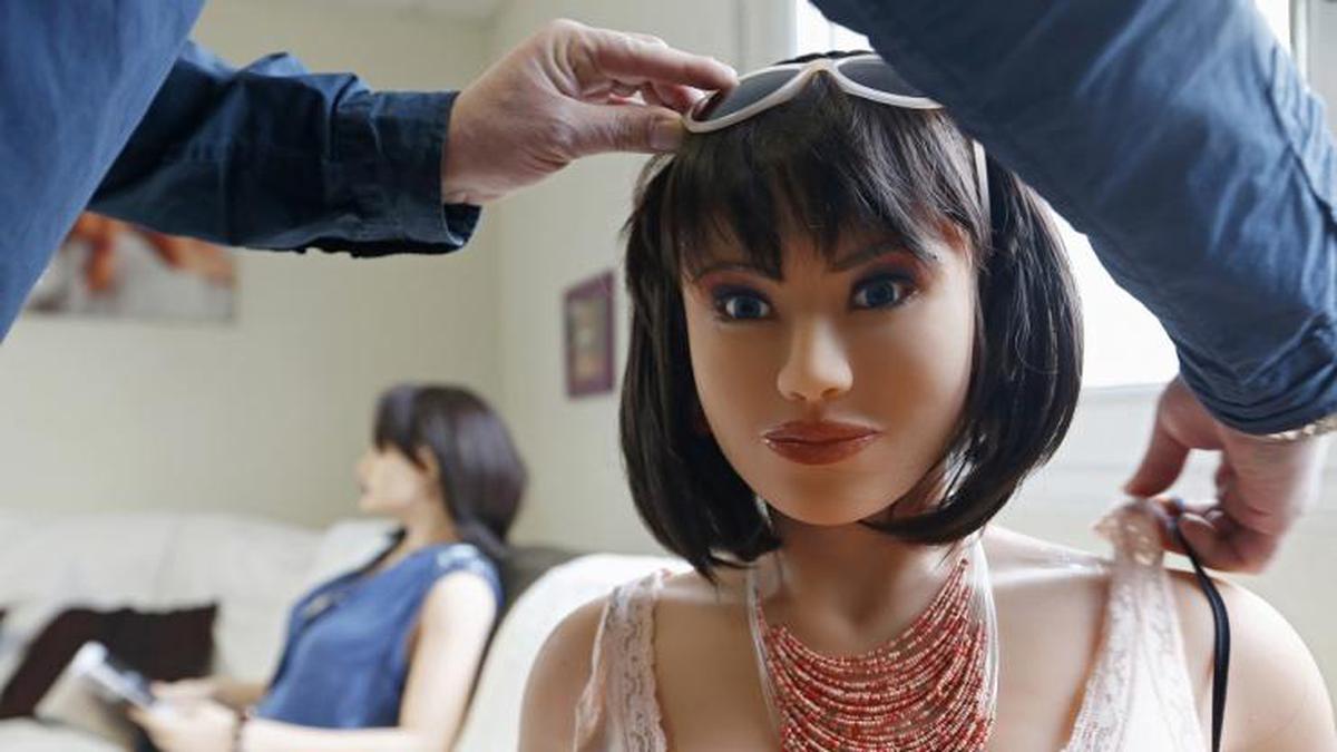 Berhubungan Intim dengan Robot Cantik, Bagaimana Hukumnya dalam Islam?