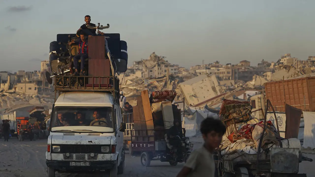 Nyaris Dua Tahun, Warga Gaza Hidup Berpindah-pindah Mengungsi untuk Menyelamatkan Diri