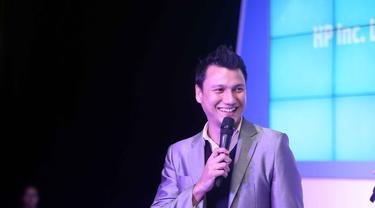 100 Pasangan Lebih Sudah Dijodohkan Christian Sugiono News Entertainment Fimela Com