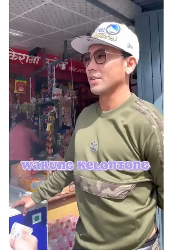 8 Potret Perjalanan Denny Sumargo di Nepal, Temui Berbagai Hal Unik