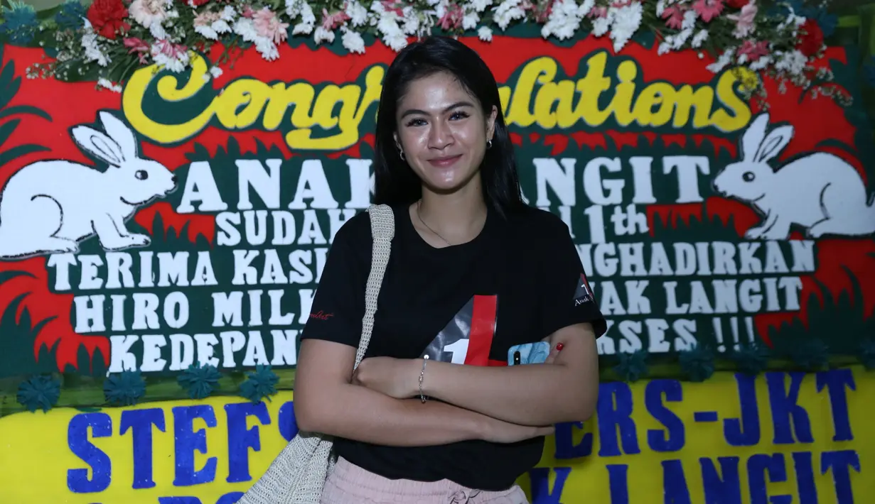 "Iya sama juga. Naik turun juga (hubungannya). Gitu deh dari awal anak langit sudah pacaran," ujar Hana Saraswati. (Nurwahyunan/Bintang.com)