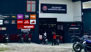 Bengkel Motor Ini Tawarkan Pengalaman Berbeda