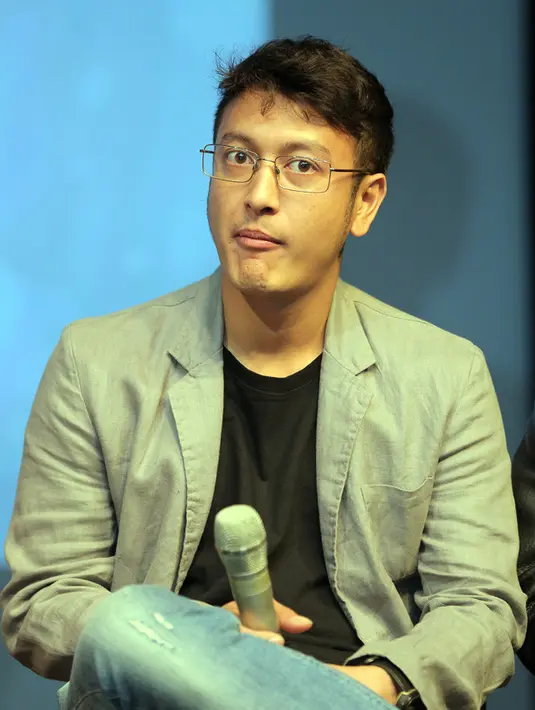 Senin (26/3) merupakan pemanggilan pertama Dimas Andrean atas laporan yang dibuat Fiqih Alamsyah. Lantaran tidak hadir dalam pemanggilan pertama, Dimas akan dipanggil lagi pada bulan depan. (Deki Prayoga/Bintang.com)