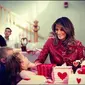 Melania Trump Berkujung ke Rumah Sakit Anak Saat Valentine. (dok.Instagram @flotus/https://www.instagram.com/p/B8j2uvfAIaW/Henry)