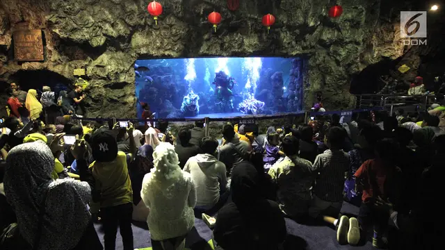 Atraksi Barongsai dan Liong dalam Air Siap Pukau Pengunjung Ancol Saat Imlek