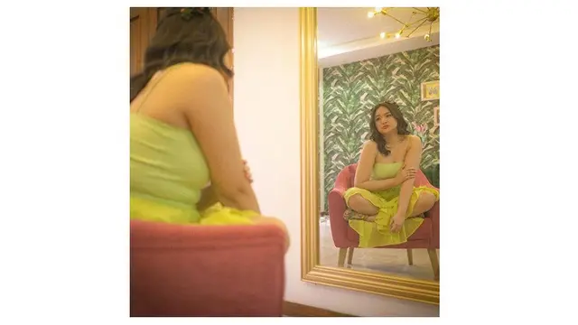 8 Gaya Pemotretan Marshanda untuk Kampanye "Self Love" Ini Banjir Pujian