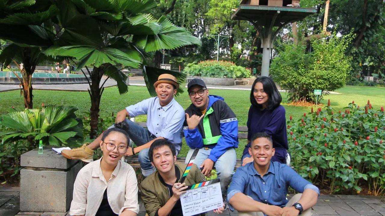 Masih Duduk di Bangku SMA, Remaja Ini Rintis Rumah Produksi Film Sendiri