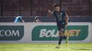 Pemain Arema FC, Dedik Setiawan merayakan gol kedua timnya saat laga pekan kesembilan BRI Liga 1 2021/2022 antara Arema FC melawan Persita Tangerang di Stadion Sultan Agung, Bantul, Rabu (27/10/2021). (Bola.com/Bagaskara Lazuardi)