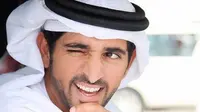 Pangeran Dubai ini menghipnotis netizen dengan pesonanya. Siapakah ia?