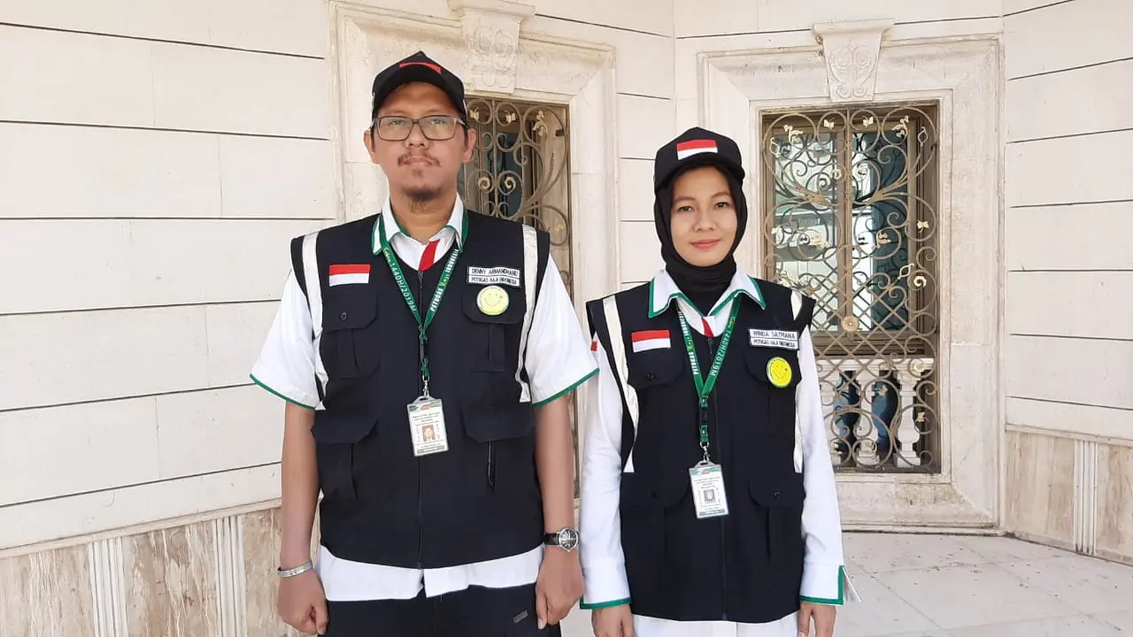 Petugas Panitia Penyelenggara Ibadah Haji (PPIH) Indonesia. Foto: Darmawan/MCH