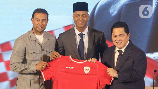 Momen PSSI Perkenalkan Pelatih Timnas Indonesia Patrick Kluivert Dihadapan Publik
