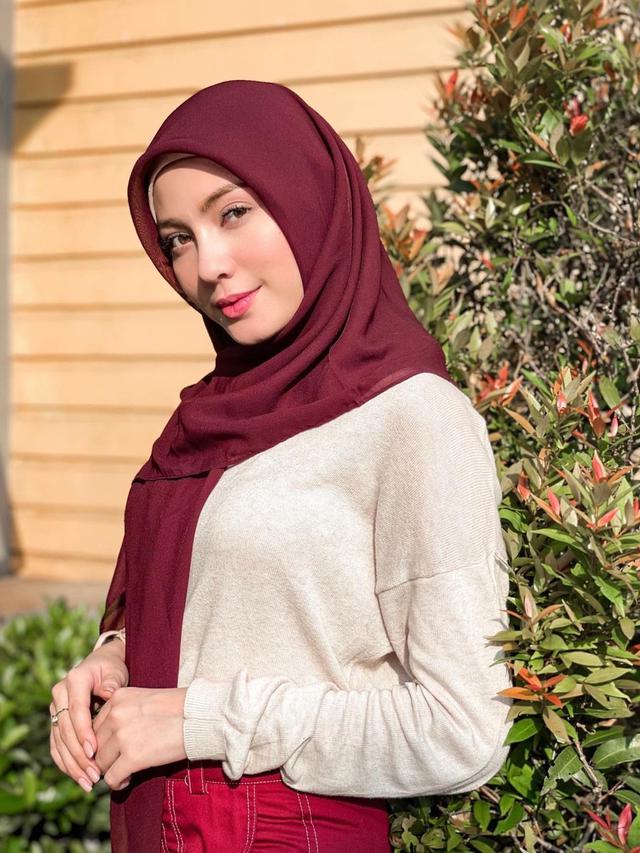Dipuji Makin Menawan, Ini 6 Potret Haviza Devi Anjani Pakai Hijab