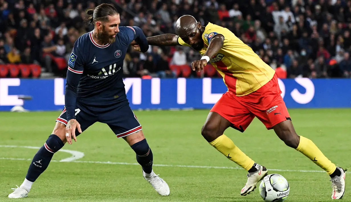 <p>Sergio Ramos merupakan rekrutan anyar PSG yang di dapat secara cuma-cuma dari Real Madrid musim ini. Walaupun sampai saat ini baru bermain sembilan kali namun dirinya telah menyumbang dua gol. (AFP/Alain Jocard)</p>