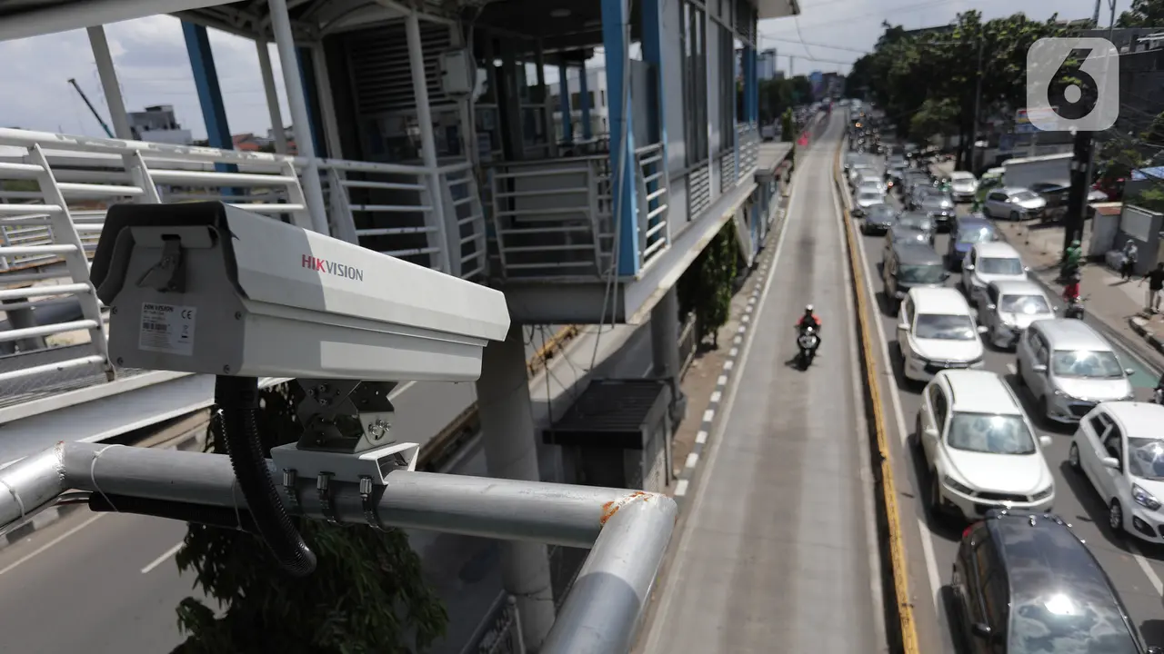 Dinas Perhubungan (Dishub) DKI Jakarta berencana memanfaatkan Electronic Traffic Lawa Enforcement (ETLE) atau tilang elektronik untuk menilang kendaraan bermotor yang tidak lolos uji emisi di DKI Jakarta.