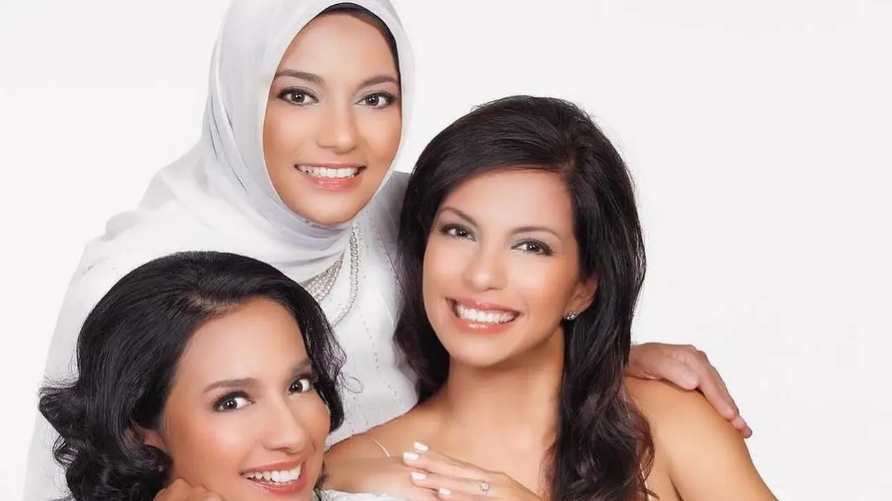 Marissa Haque, Soraya Haque dan Shahnaz Haque: The Haque's Sisters.  (Instagram Soraya Haque)