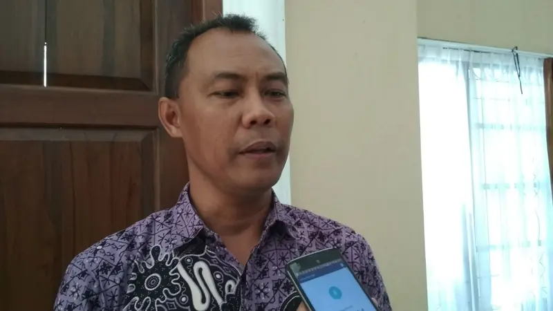 Gara-gara Patung Sekuriti Cirebon Jadi Korban PHK Sepihak