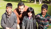 Salman Khan di sela-sela syuting film Bajrangi Bhaijan di Kashmir