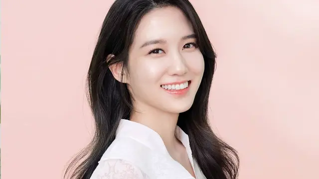 Gaya Park Eun-bin 'Extraordinary Attorney Woo' Tampil Tanpa Poni, Memesona