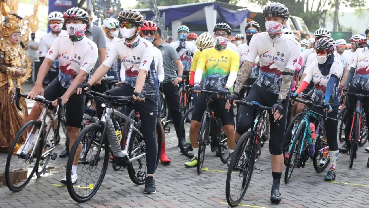 Tour de Borobudur.