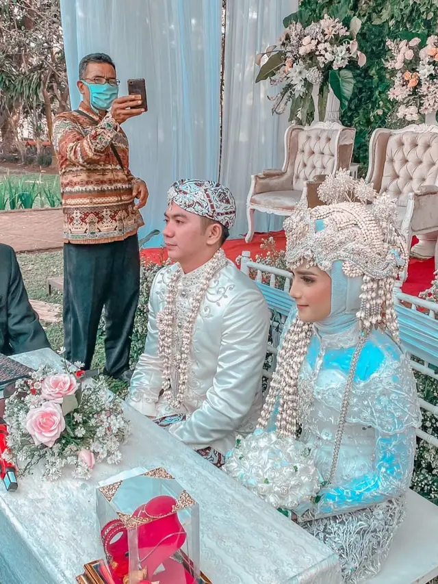 7 Potret Akad Nikah Pedangdut Jebolan D'Academy, Lesty Kejora Curi Perhatian