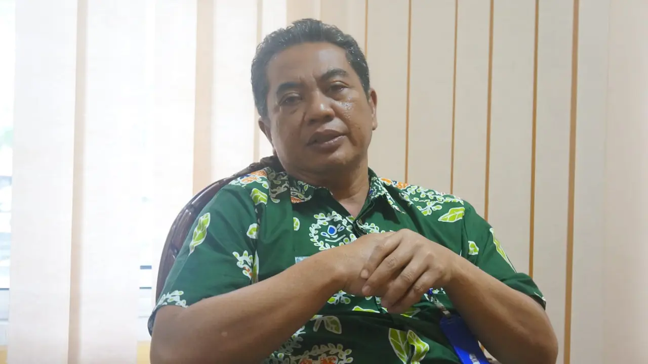 Sekretaris Bappeda Kabupaten Blora, Pujiariyanto saat diwawancarai di kantornya. (Liputan6.com/Ahmad Adirin)