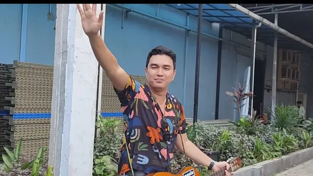 Aldi Taher