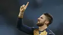 Total musim ini Olivier Giroud sudah mencetak 9 gol dari 16  penampilannya di Liga Premier Inggris. (Reuters/Paul Childs) 