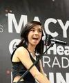 Nasib malang telah menimpa solois muda berbakat, Christina Grimmie, yang tewas karena ditembak dibagian kepala oleh sosok pria yang menyamar menjadi fans nya. (AFP/Bintang.com)