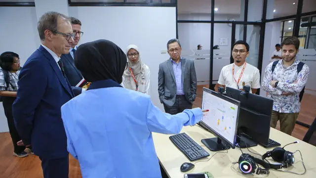 Pameran karya mahasiswa UBL yang telah memanfaatkan EDGE dalam desain bangunan hijau. Foto : (Istimewa).