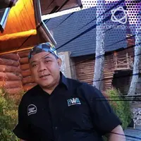 Mantan Rocker Hari Moekti meninggal dunia kemarin malam sekitar pukul 20.49 WIB di Rumah Sakit Dustira, kota Cimahi pada usia 61 tahun akibat serangan jantung