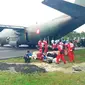 PMI tak tinggal diam. Mereka pun turun tangan dalam membantu evakuasi korban Air Asia QZ 8501