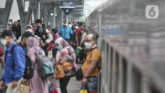 Gelombang Arus Balik via Kereta Api Masih Tinggi