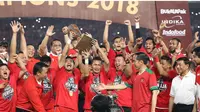 ersija Jakarta mengukuhkan diri sebagai pemenang Piala Presiden 2018 usai mengalahkan Bali United 3-0 di babak final yang digelar di Stadion Utama Gelora Bung Karno, Senayan, Jakarta, Sabtu (17/2/2018)