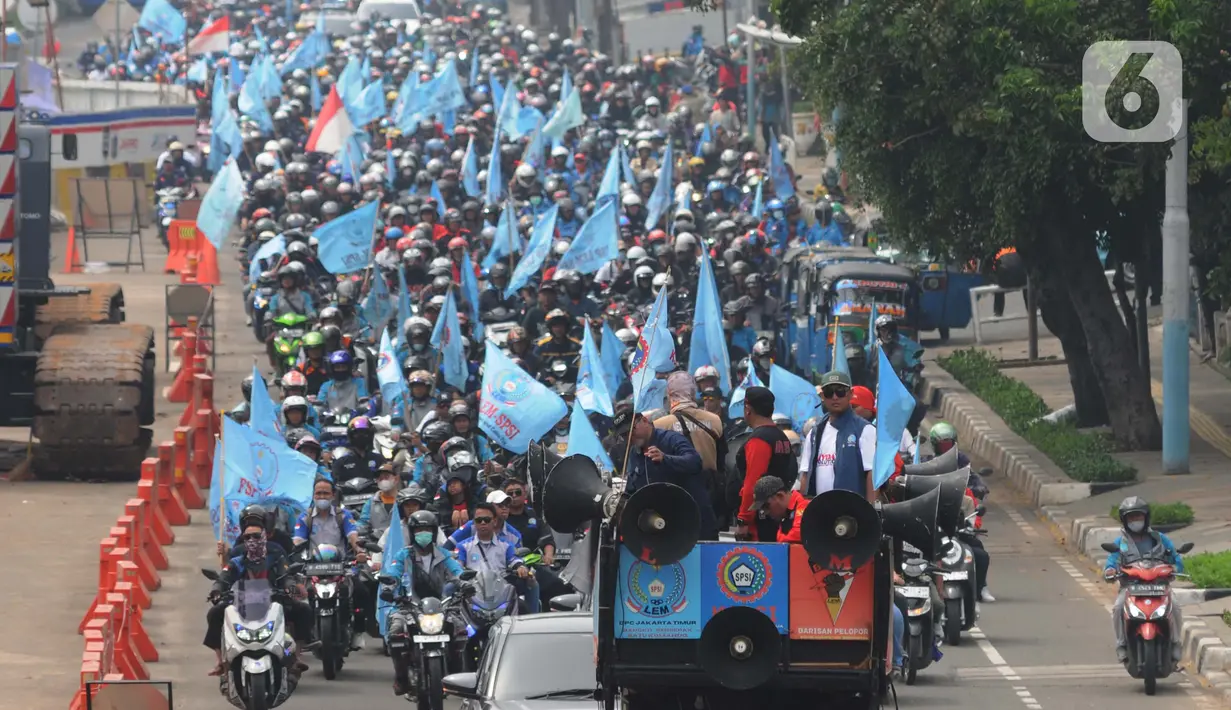 Polda Metro Jaya akan mengerahkan 3.454 personel untuk mengamankan aksi May Day dan perayaan hari buruh pada hari ini Rabu, 1 Mei 2024. (merdeka.com/Imam Buhori)