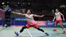 Ganda putra Jepang, Takeshi Kamura/Keigo Sonoda, saat melawan wakil Indonesia, Fajar Alfian/Muhammad Rian Ardianto, pada Korea Terbuka 2019 di Incheon, Minggu (29/9). Fajar/Rian menang  21-16, 21-17. (AFP/Jung Yeon-je)