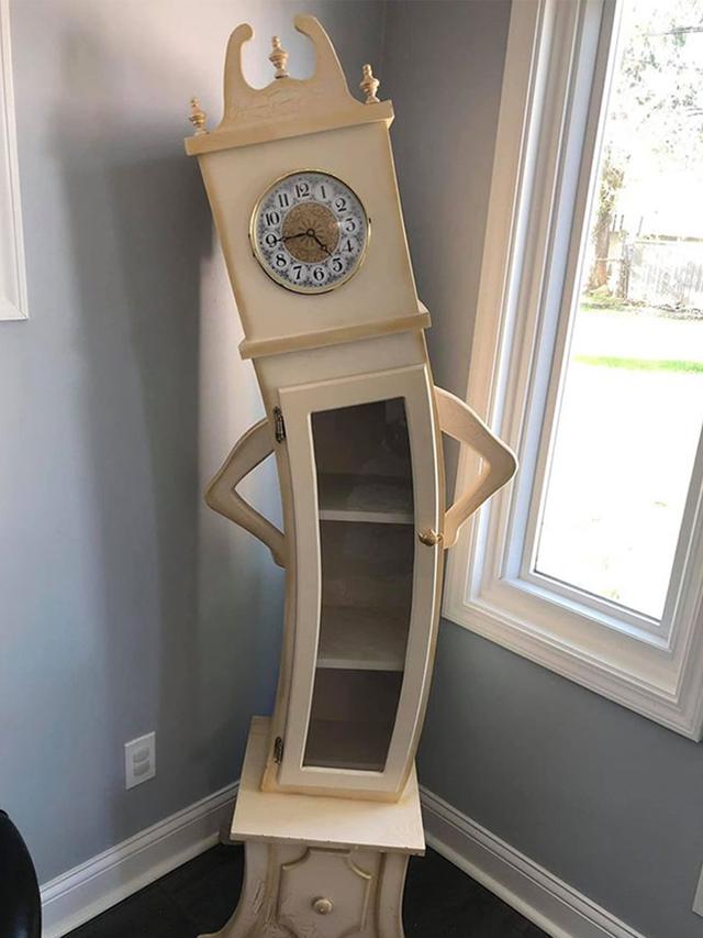 6 Barang Nyeleneh yang Dijual saat Cuci Gudang Ini Bikin Tepuk Jidat