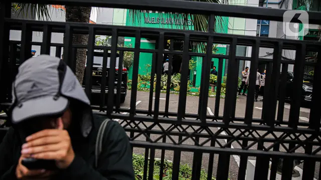 Brimob Polri Jaga Ketat Kantor MUI Pasca Penembakan