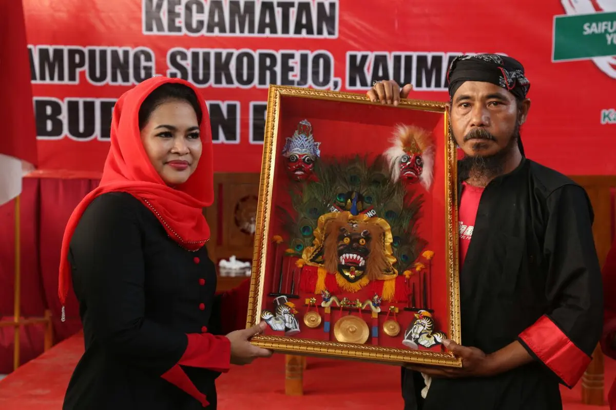 Calon Wakil Gubernur Jawa Timur Puti Guntur Soekarno
