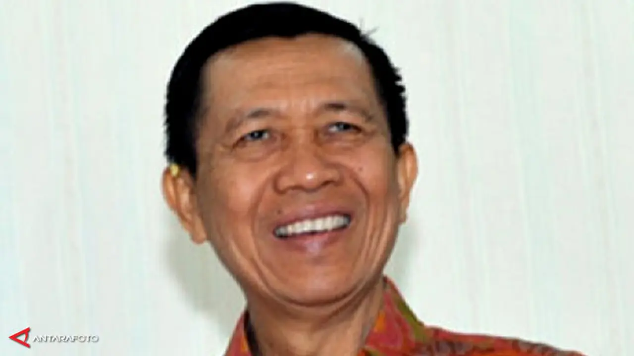 mangku-pastika130515b.jpg