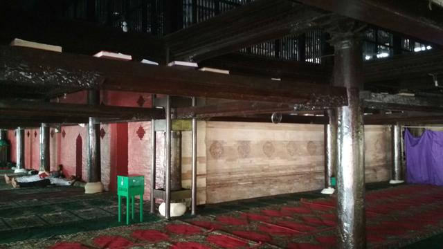 Cerita Masjid dan Klenteng Cirebon Dibangun Bersama Dalam Satu Malam