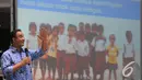 Mendikbud Anies Baswedan memberikan semangat kepada para guru di Aula Ki Hajar Dewantara, Kantor Kemendikbud, Senayan, Jakarta. Foto diambil pada Senin (1/12/2014). (Liputan6.com/Herman Zakharia)