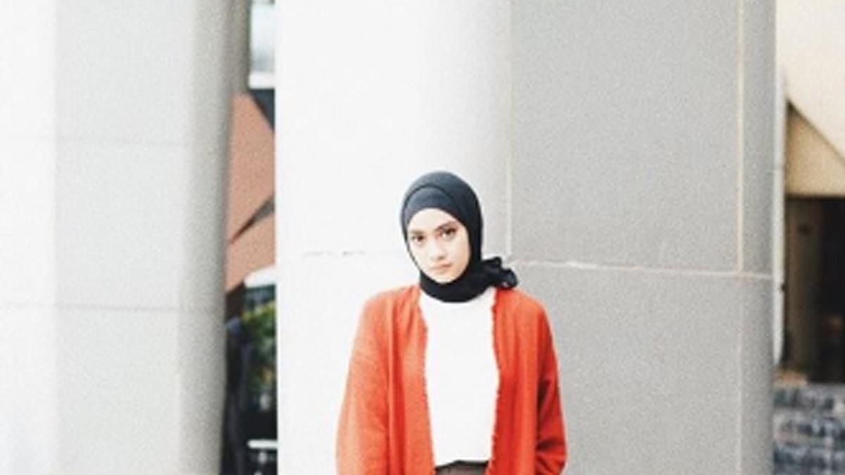 6 Inspirasi Outer Busana Mewah untuk Hijaber 2025, Muslimah Tampil Elegan dan Stylish