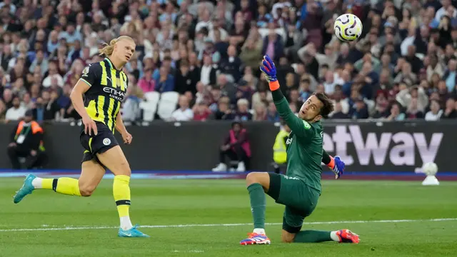Erling Haaland Hattrick, The Citizens Permalukan Tuan Rumah West Ham United