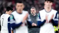 Liverpool memang diunggulkan untuk membalikkan kedudukan di laga kandang kali ini, tapi tidak ada yang menduga pertandingan berjalan timpang. Tottenham tidak bisa melawan. (Nick Potts, PA via AP)